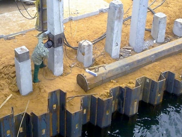 шпунт Ларсена